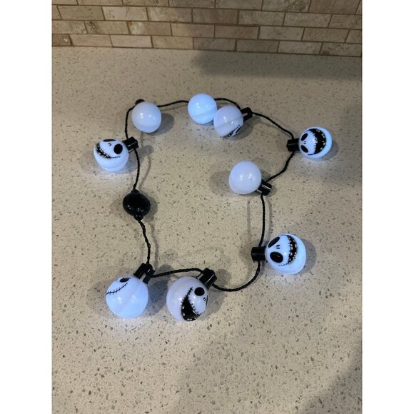 JACK SKELLINGTON Nightmare Before Christmas LIGHT-UP Necklace‎ HALLOWEEN Disney - Picture 1 of 2